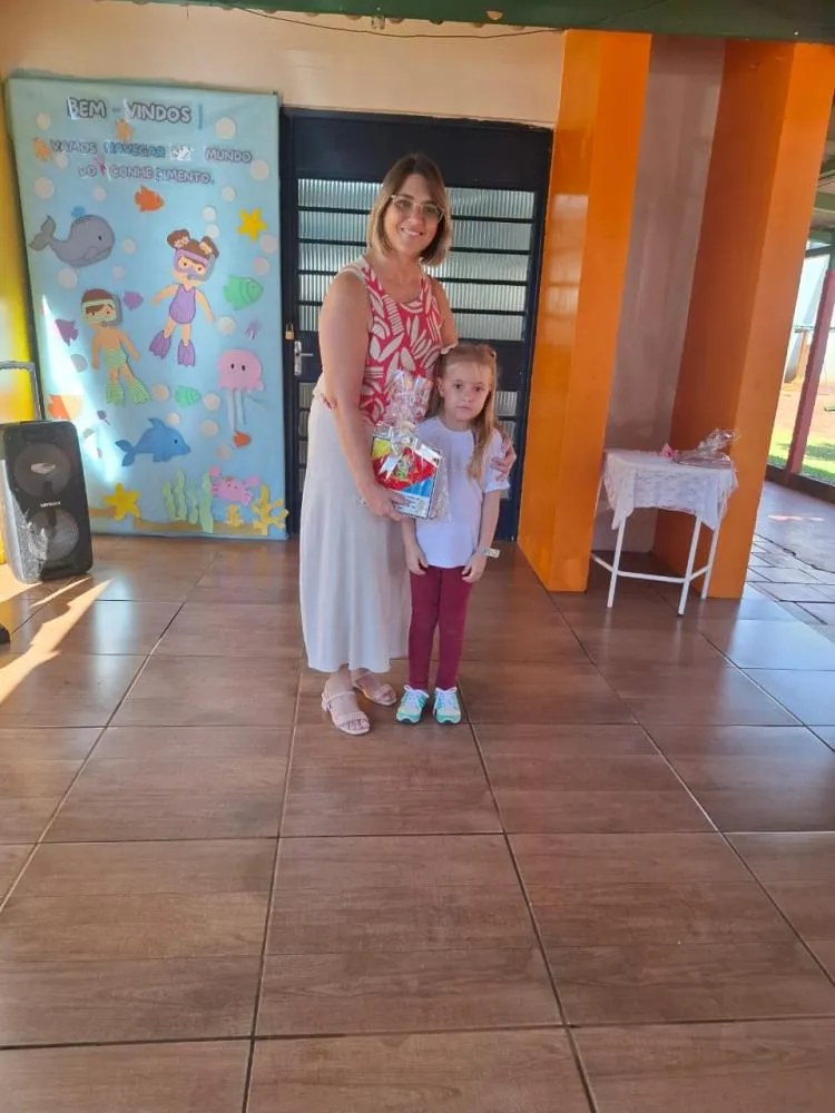 EMEI Lenirinha inaugura novos playgrounds e melhorias na estrutura escolar