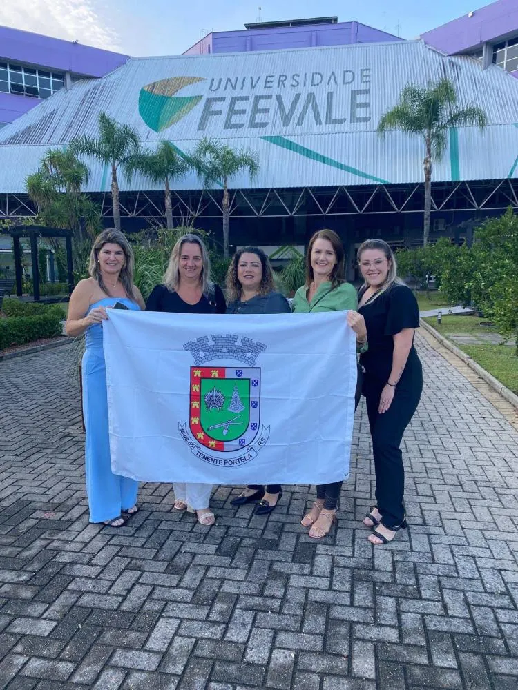 Tenente Portela se destaca na premiação estadual do Programa Alfabetiza Tchê